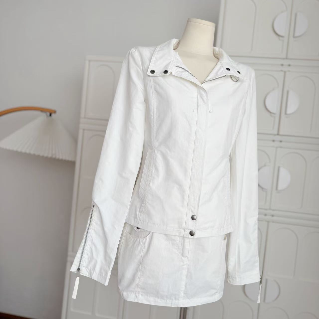 1754497256903_37g9tI