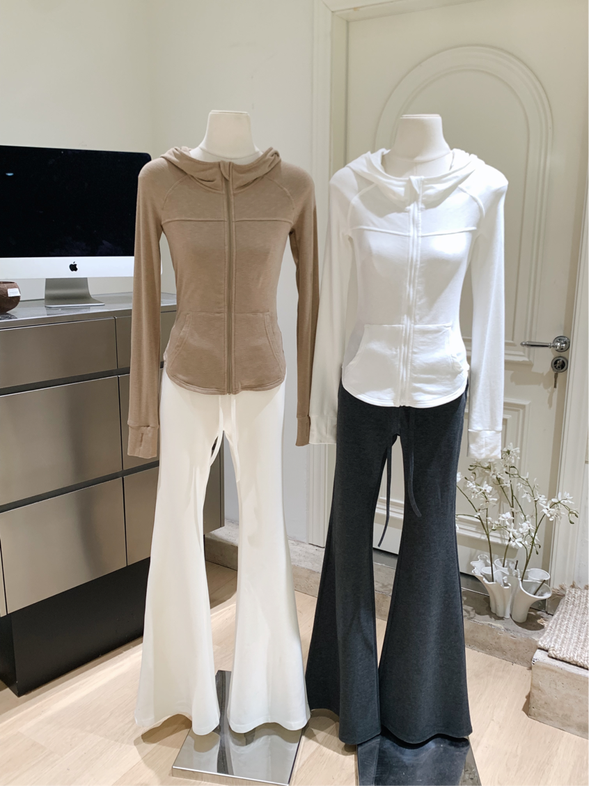 1754881211926_1D8D1w