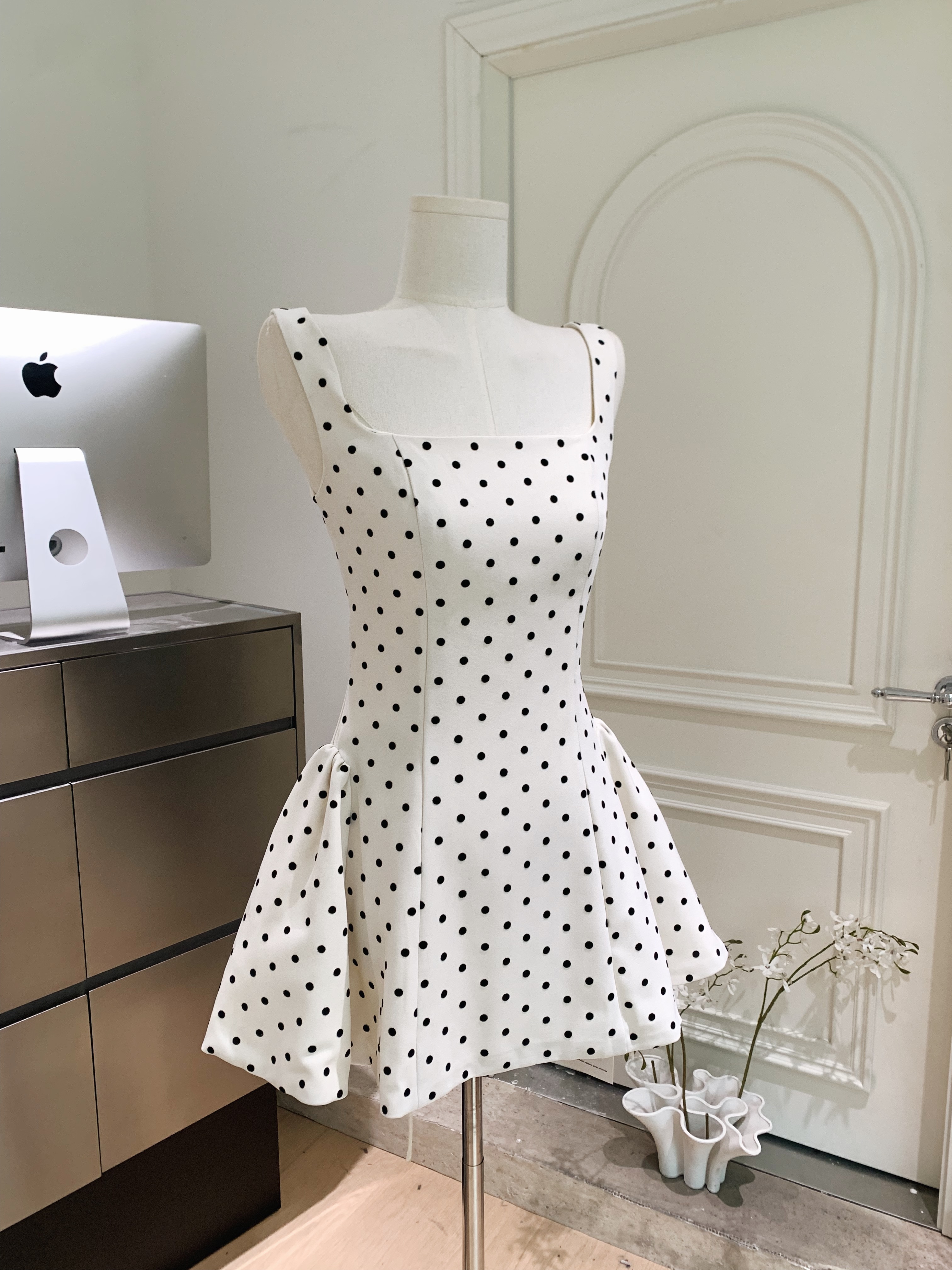 1739023560266_923875