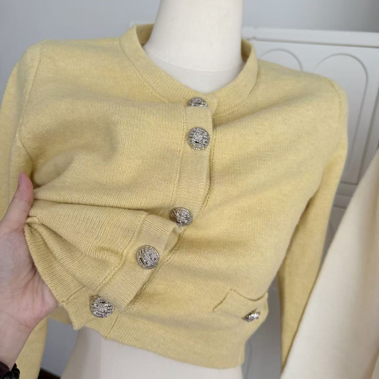 1754497757072_SNKMDI