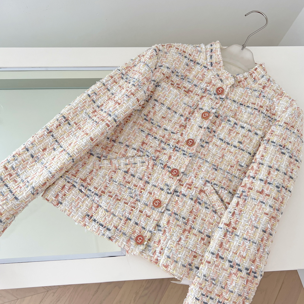 1758111964647_EbVKai