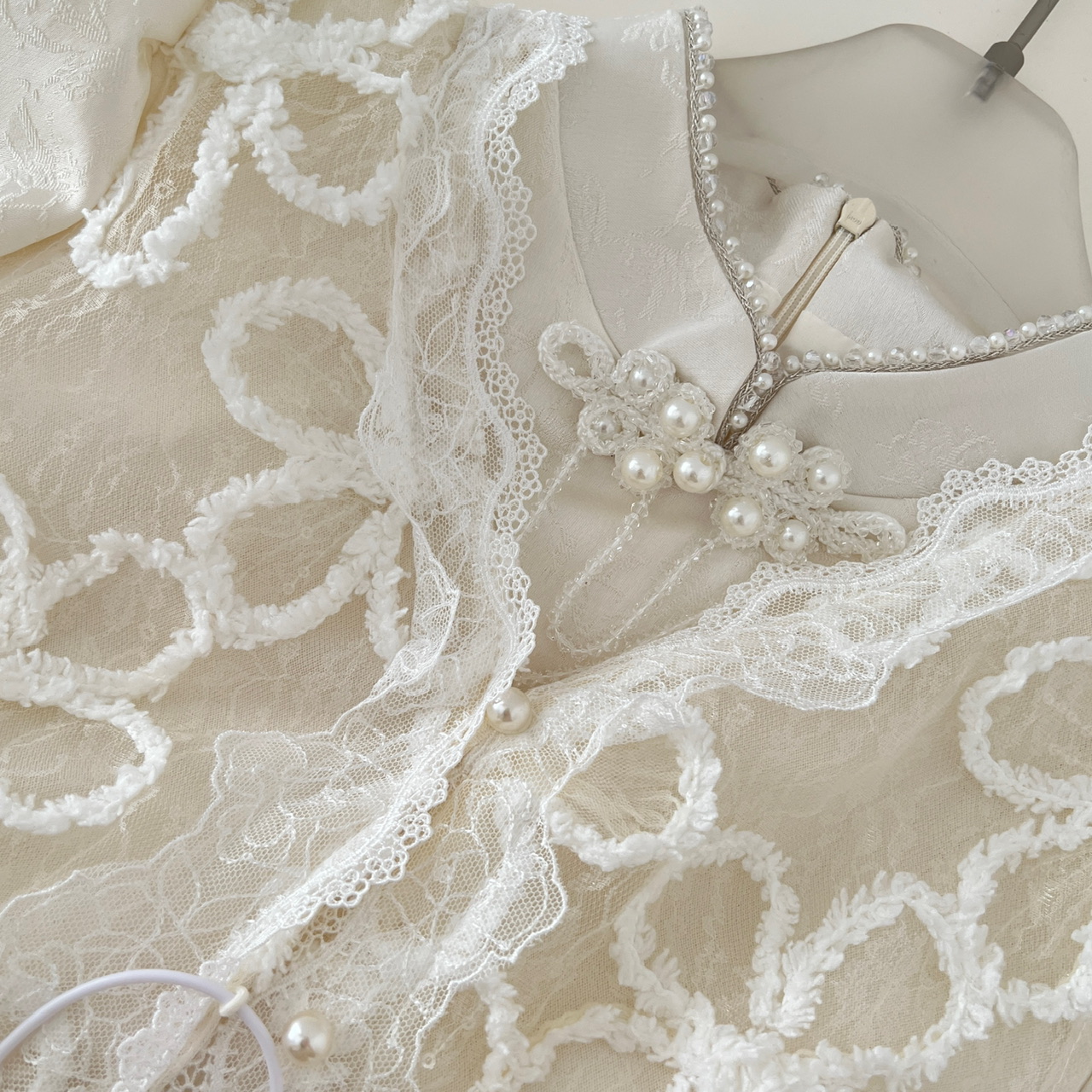 1758457129238_nq2OMg