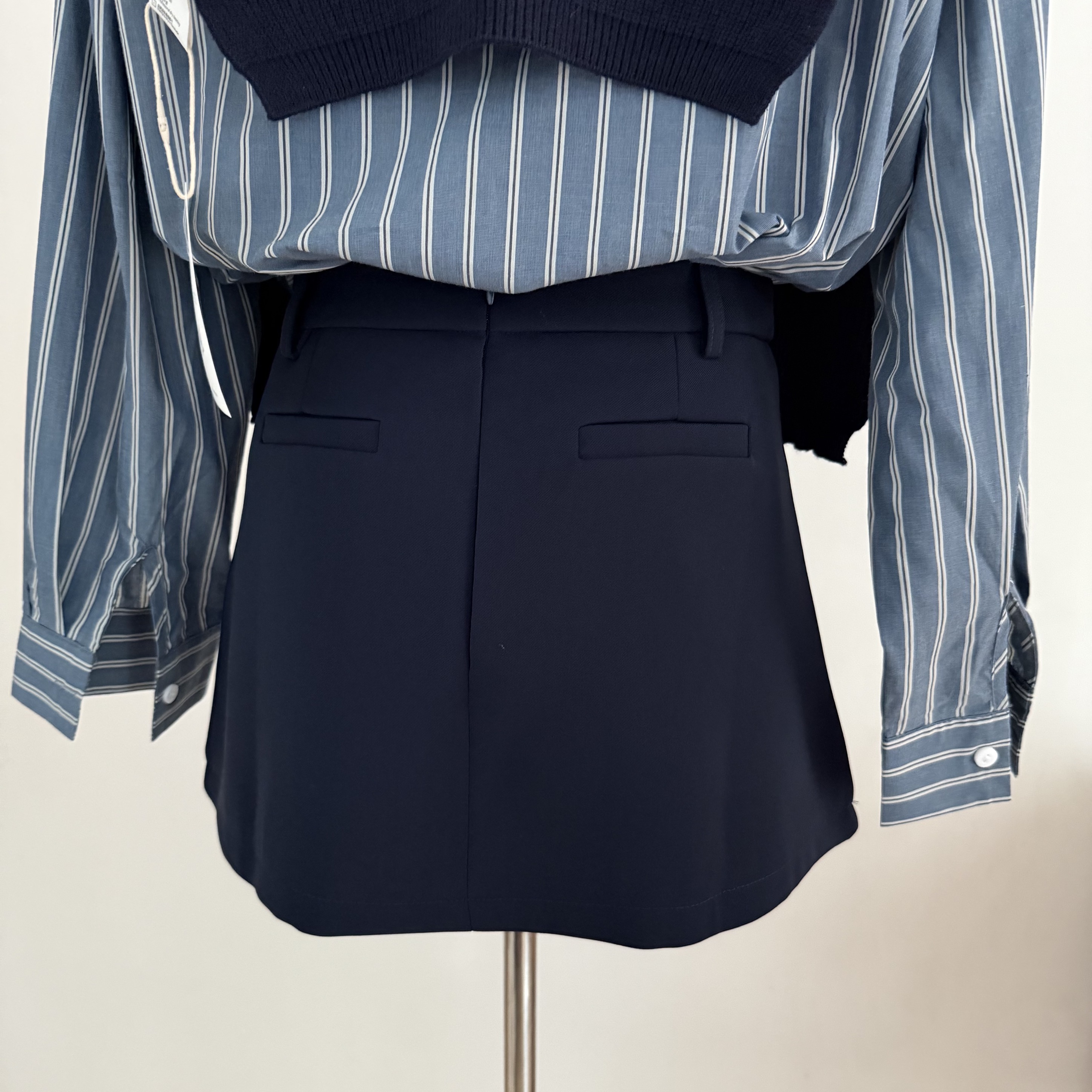 1758539741276_phsgX4