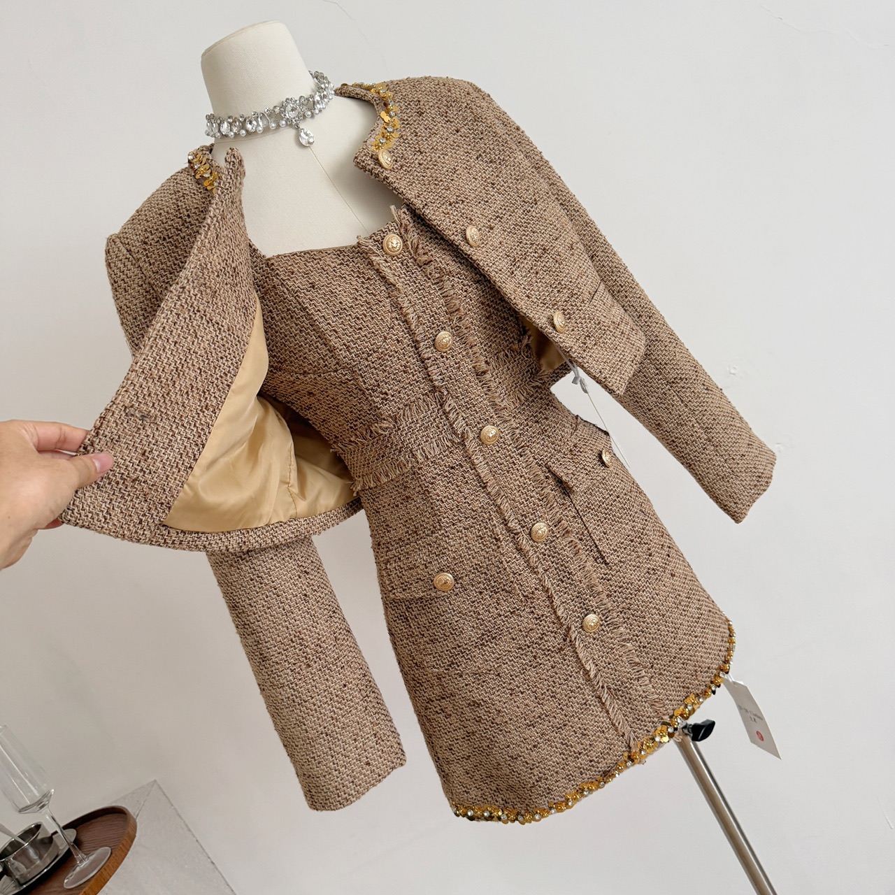 1757212987403_4zDMSw