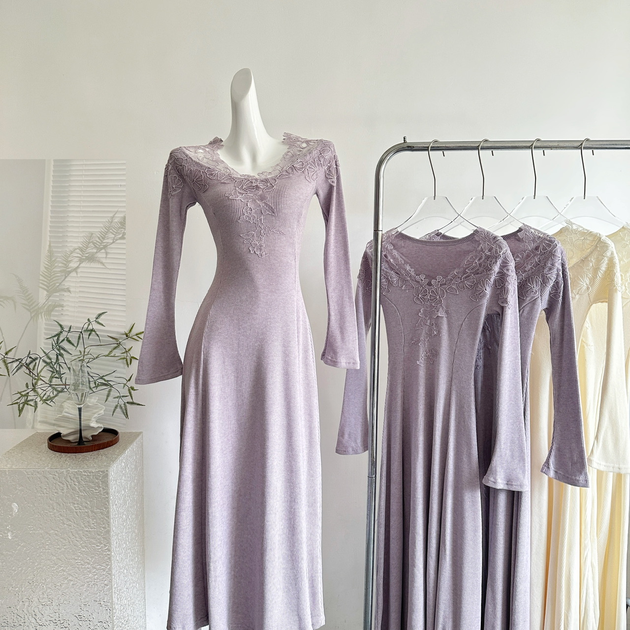 1759588208629_EVrN6n