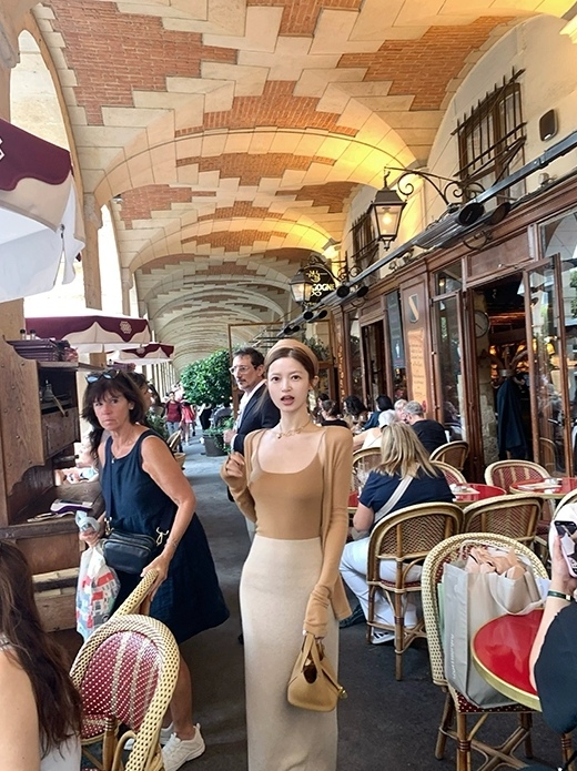 1763020446778_edit_1372936879766573