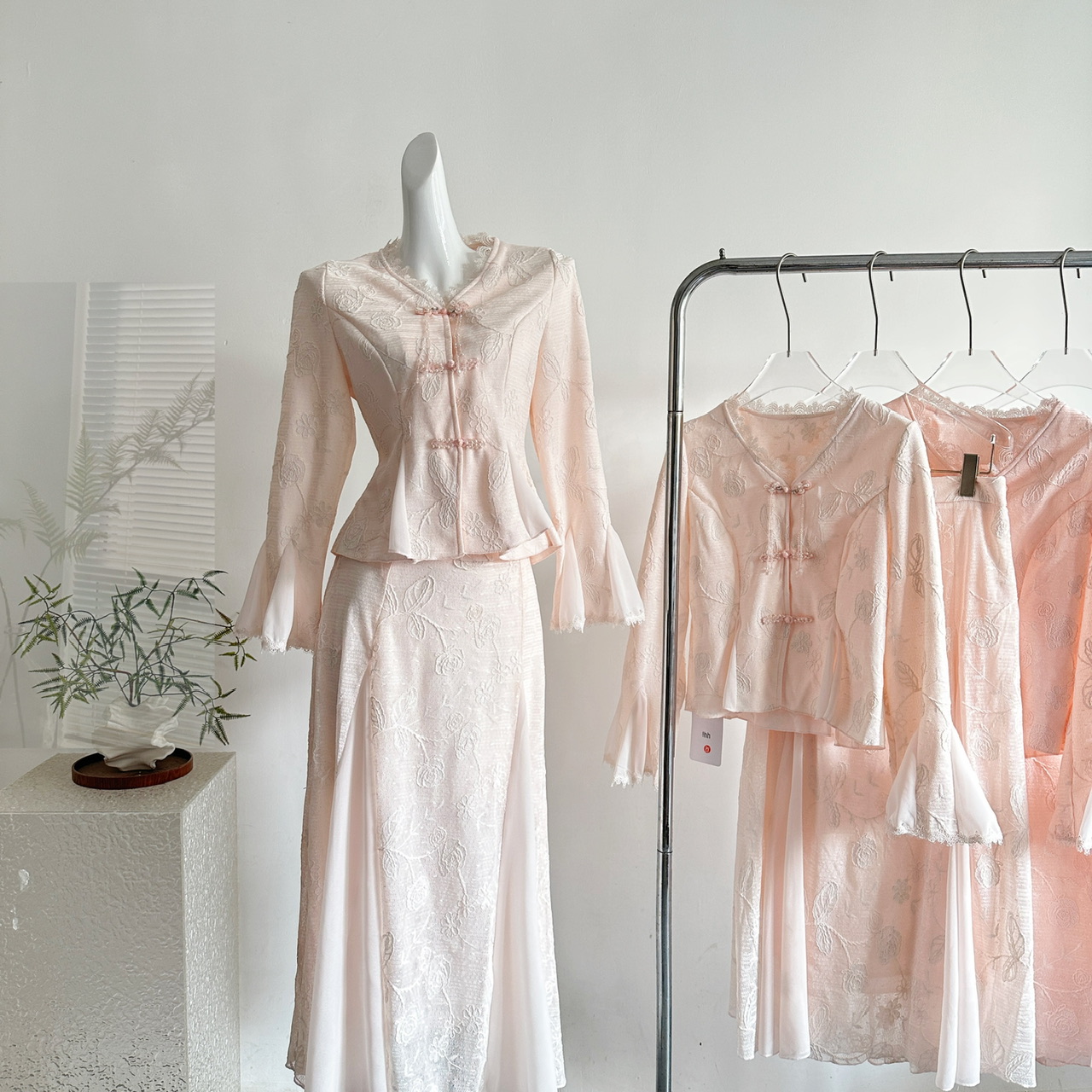 1760628626367_OveTl5