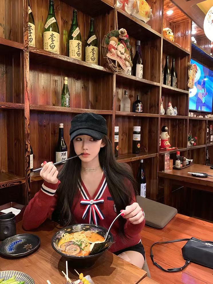 mmexport1764414415311