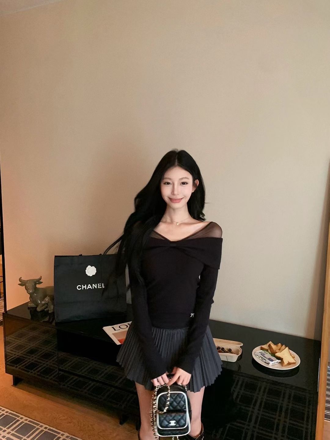 mmexport1764414493344