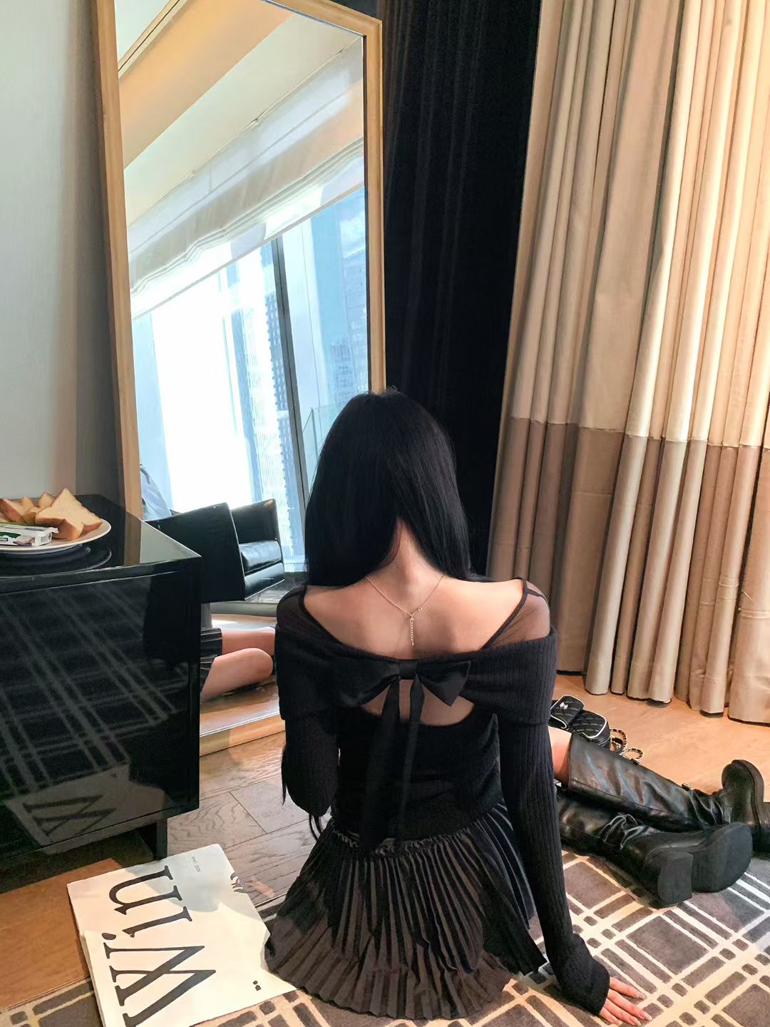 mmexport1764414480047