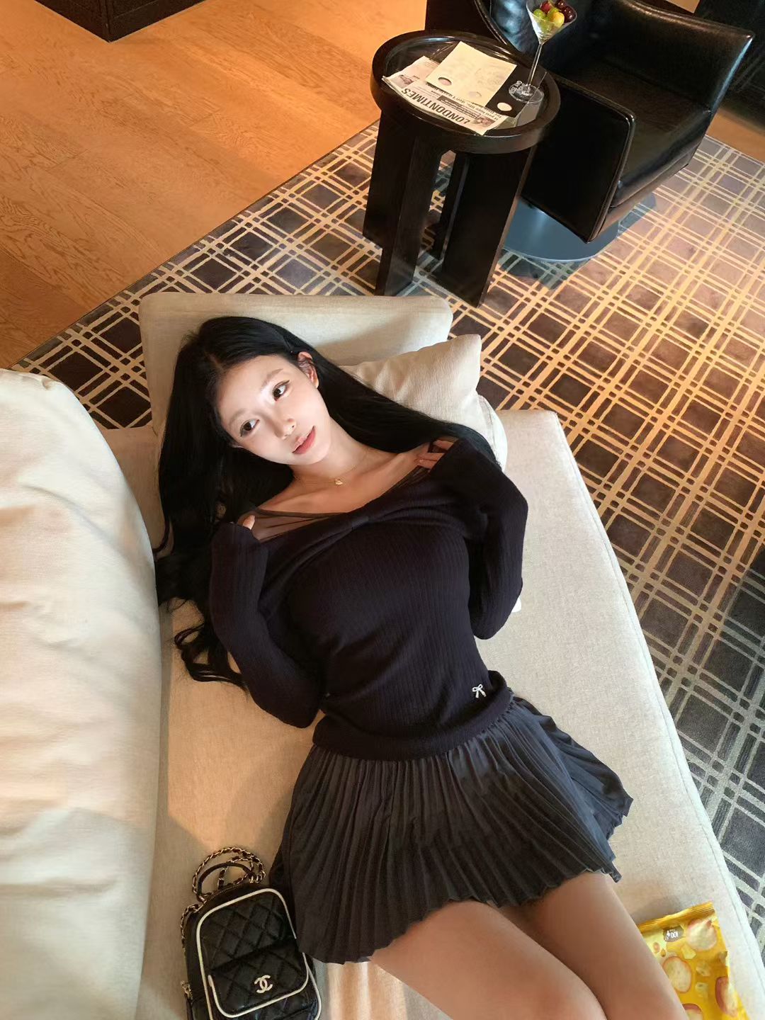 mmexport1764414483663