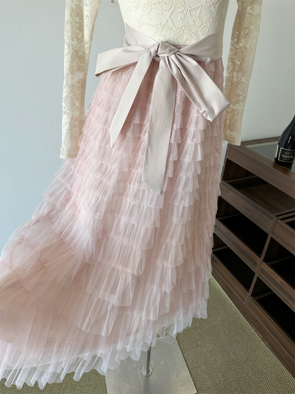 1764086477699_5lom16