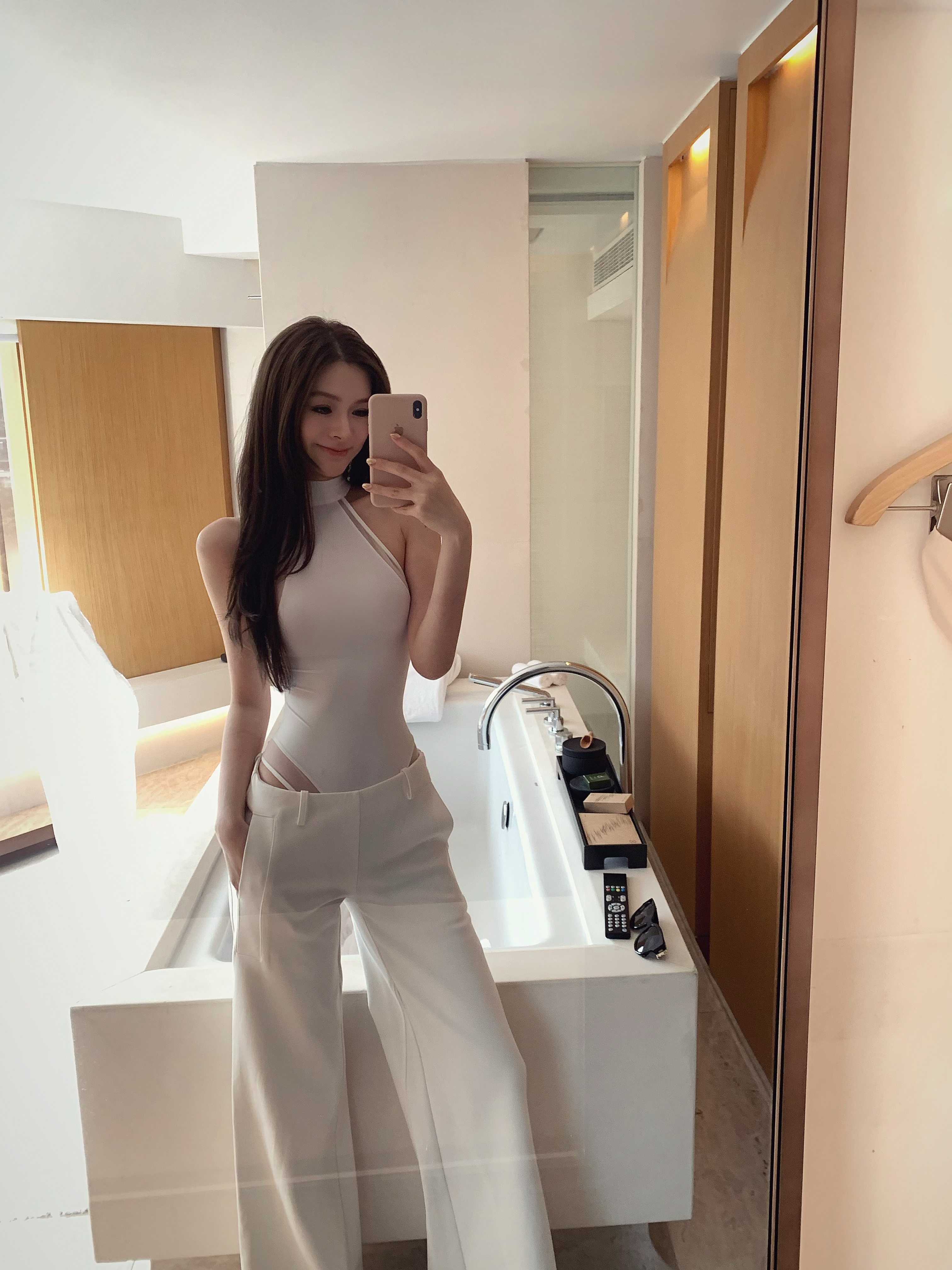 8331575bde9389f7e785110eee796901