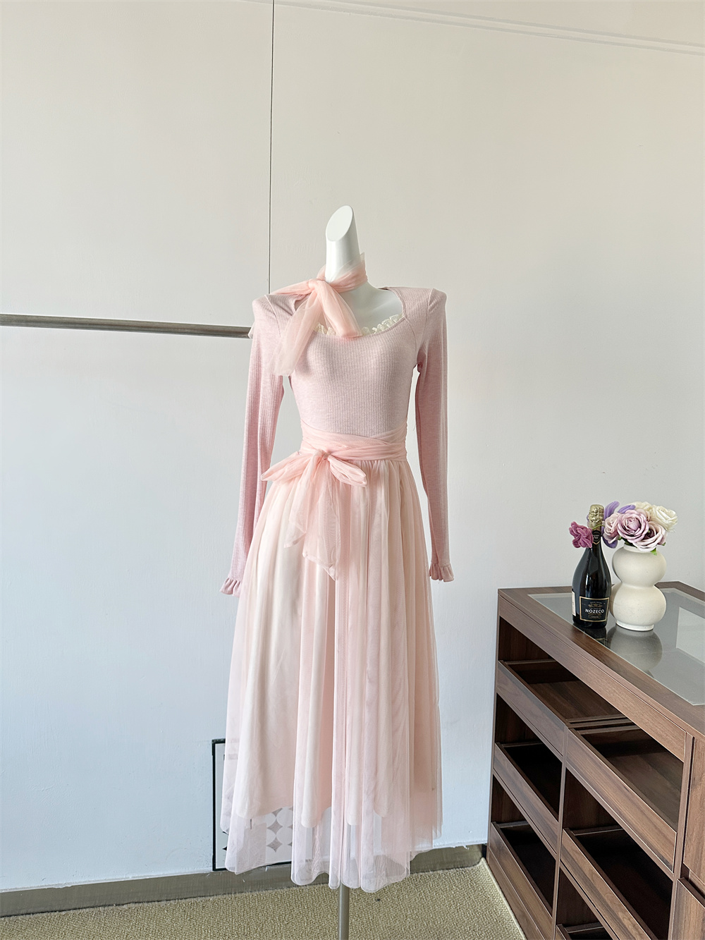 1764085942967_ddQmlE