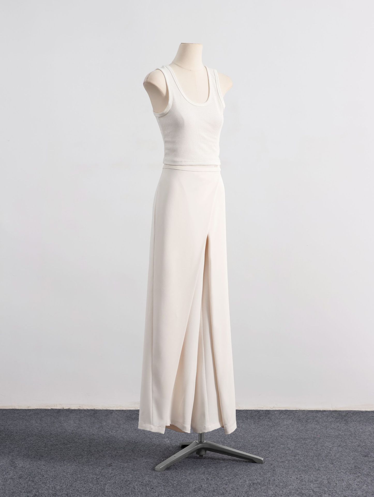 O1CN010VEwr12BDkNDsLLj7_!!3012798305-0-cib