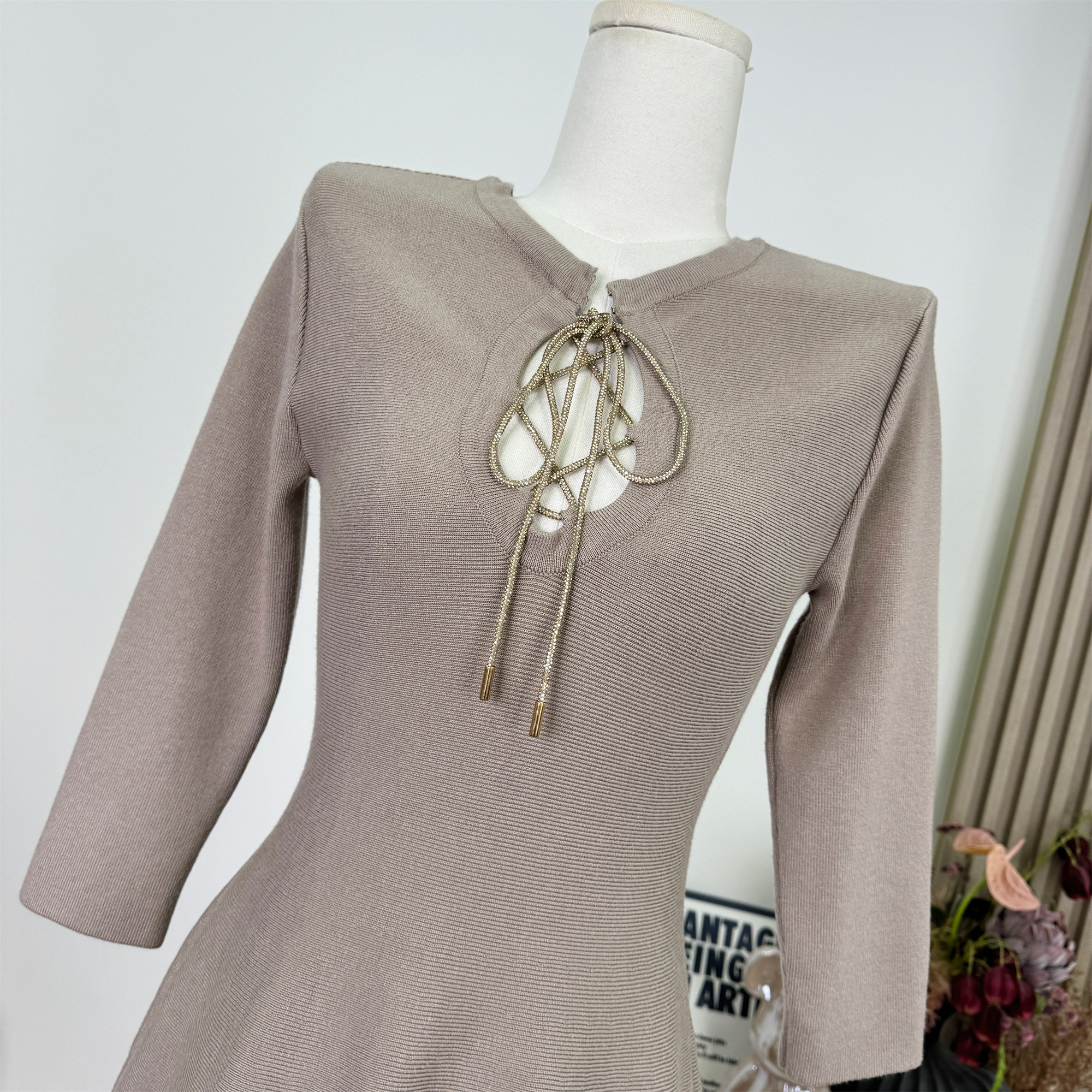 1763198939387_gcUSG4