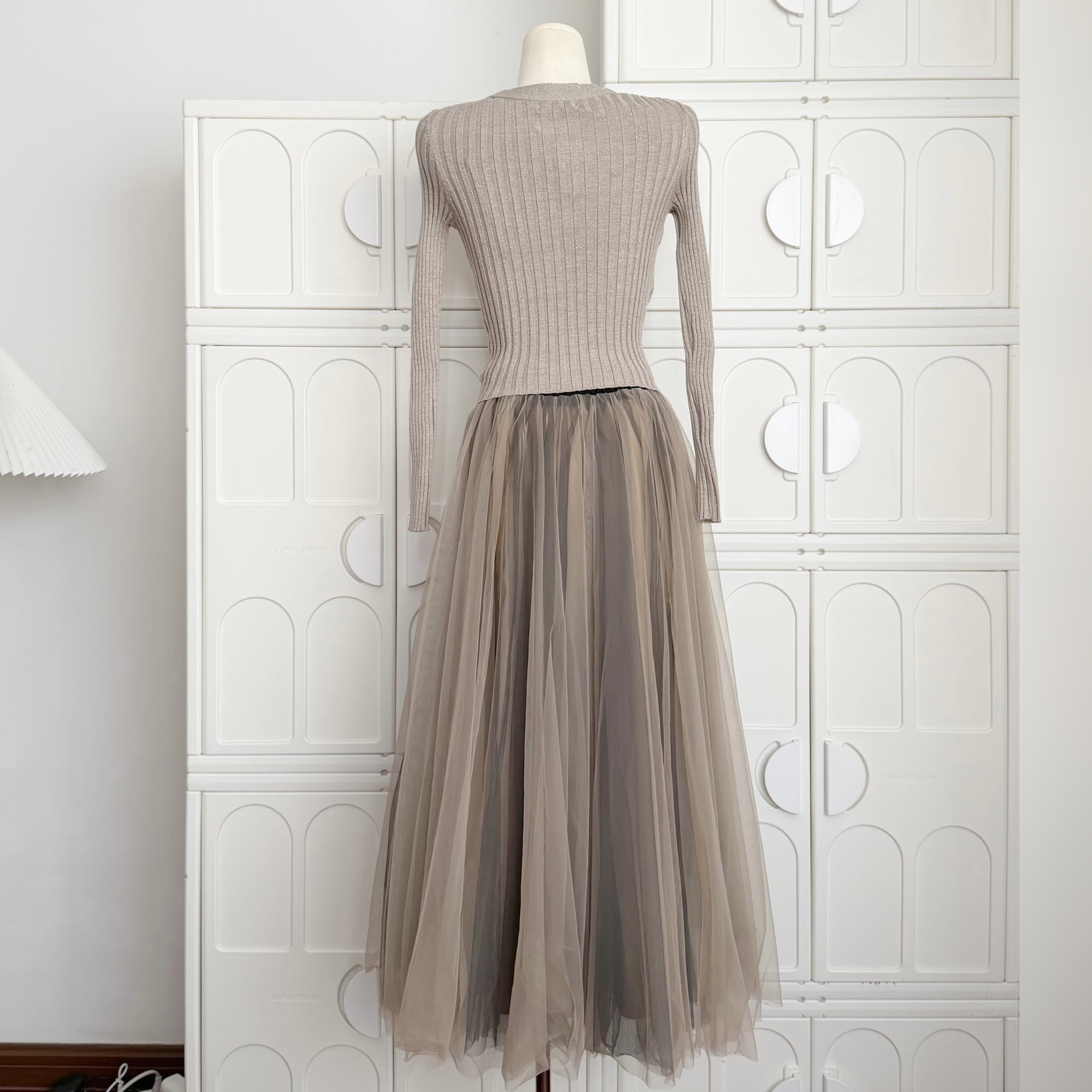 1760695212978_UotUQ2