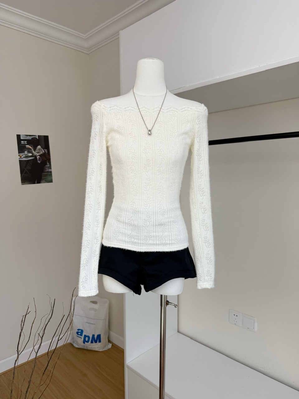 1762693645624_arwmZB