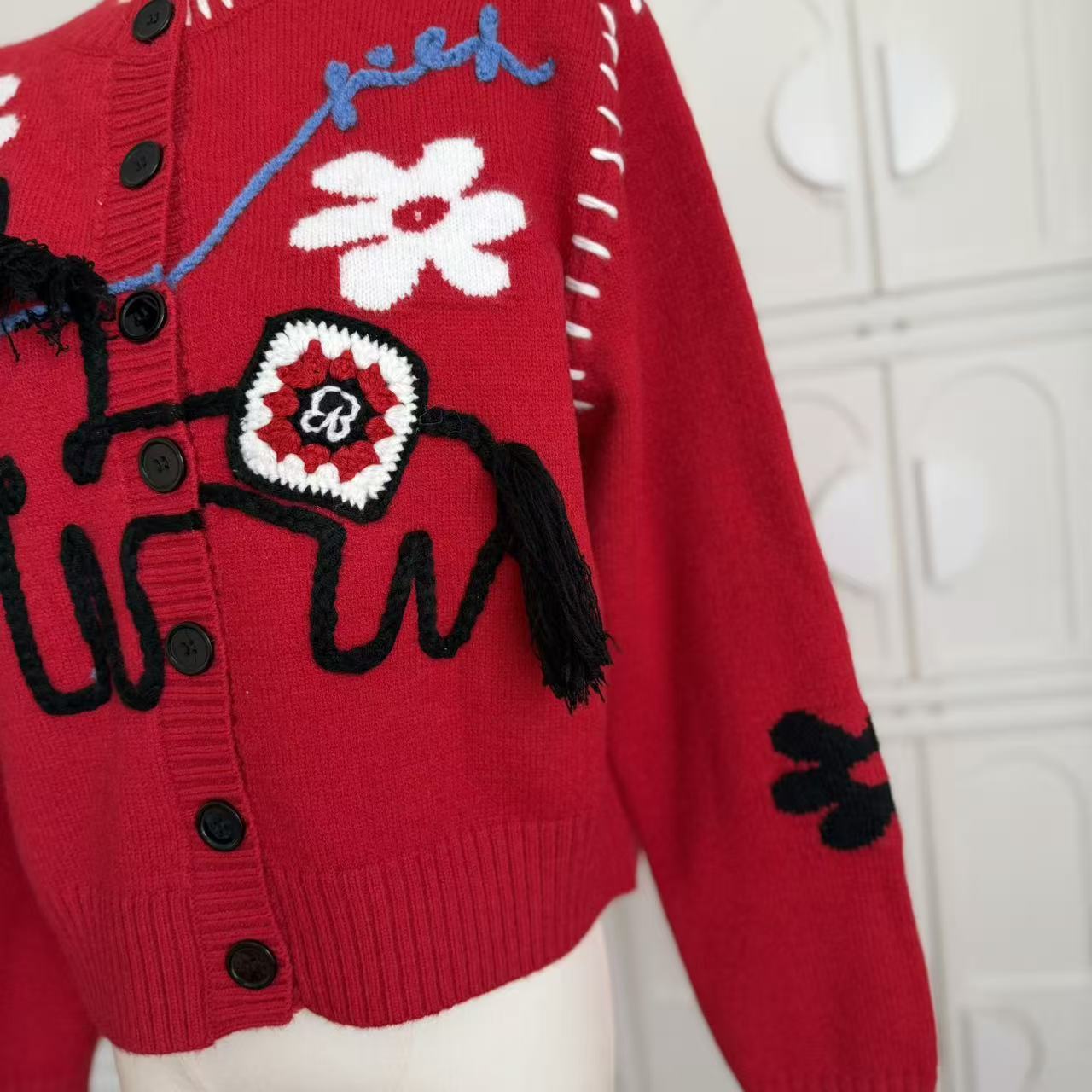 1765307941177_g7GRKM