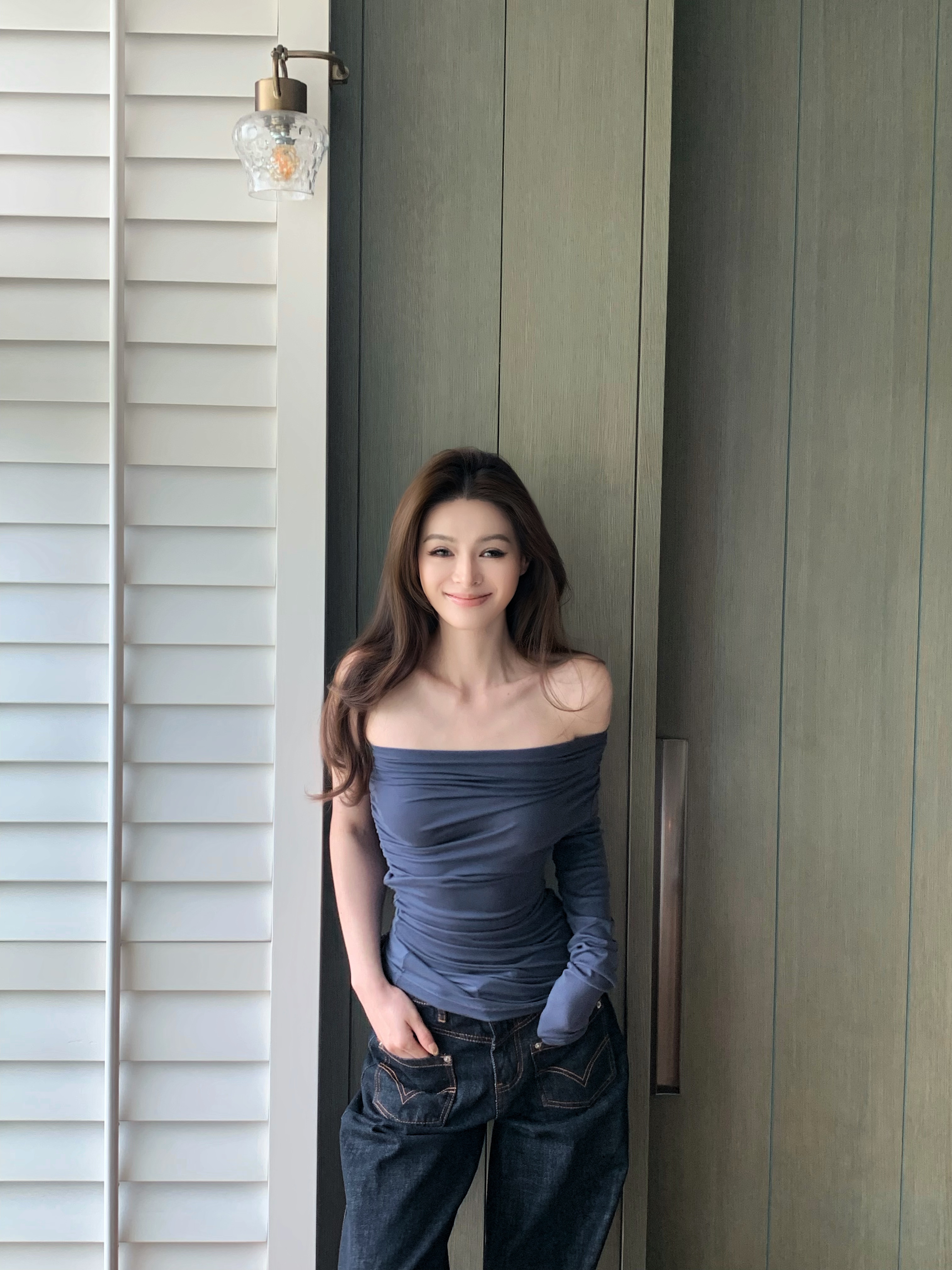 Facetune_25-12-2025-18-49-02