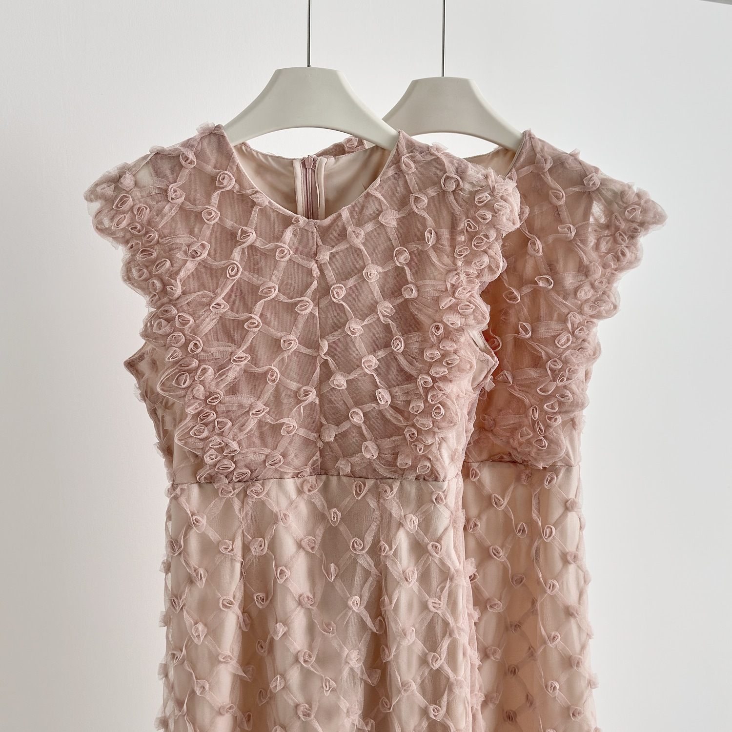 1744649896377_326208