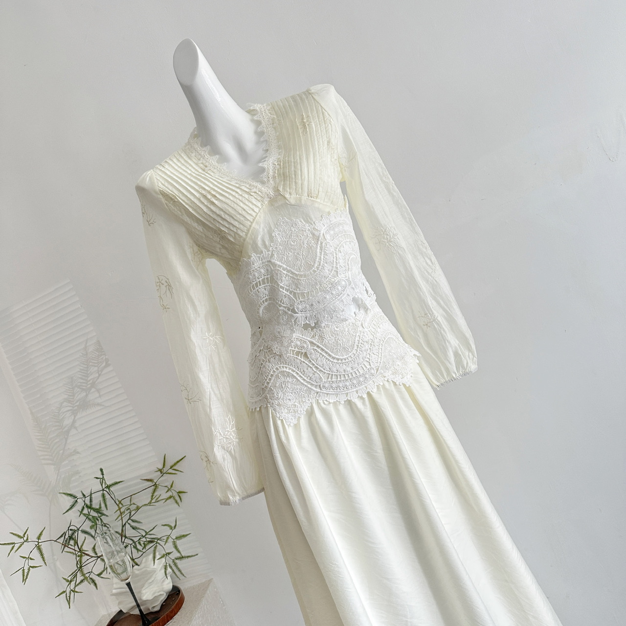 1755342737825_HB4g10