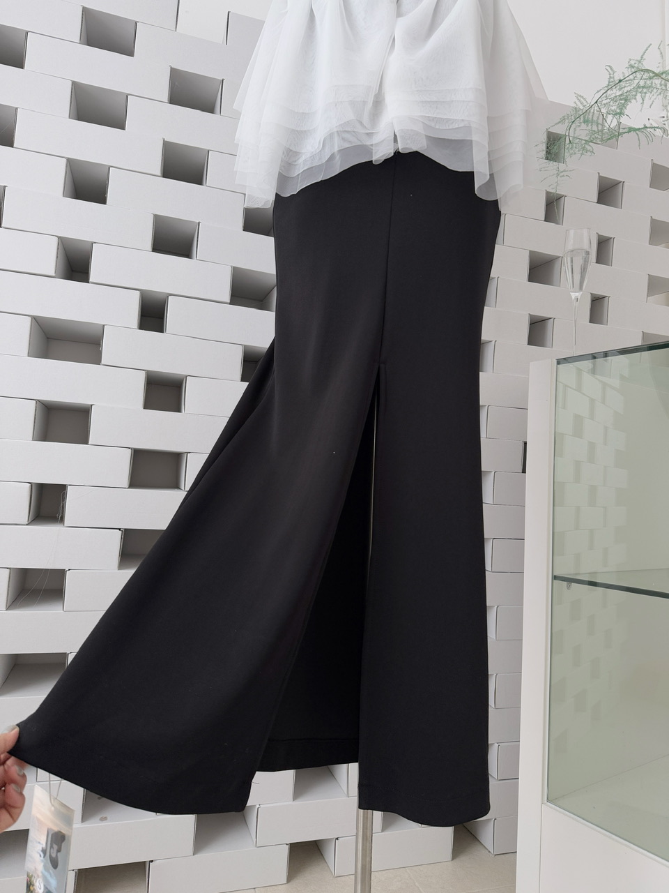 1771732115477_HINAuW