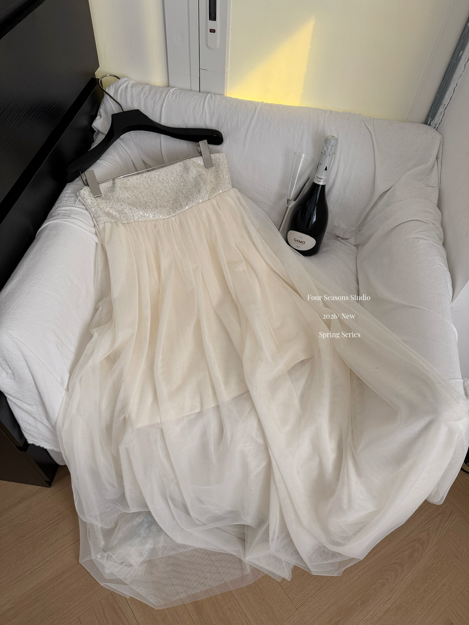 1767443888516_WM24OW