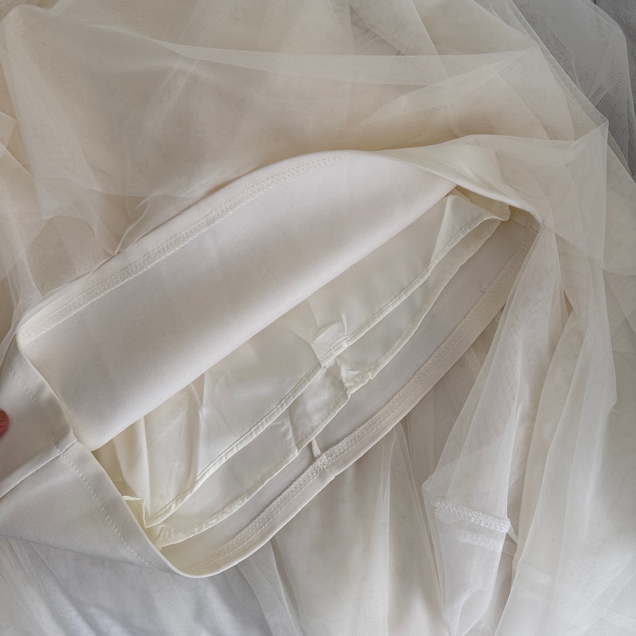 1767443891317_ZqzwFL