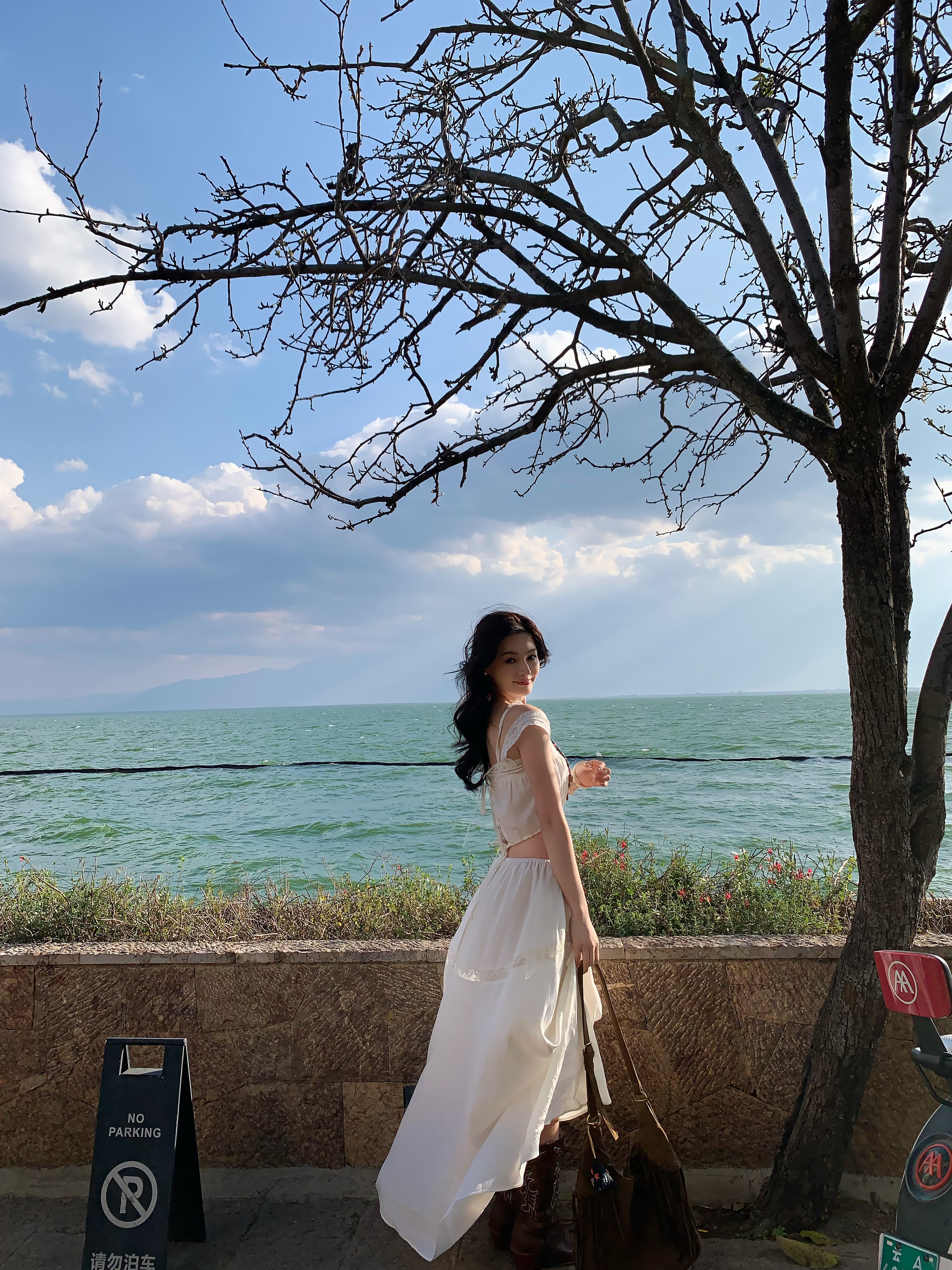 004baa48a9608f242496f8f9e993877d