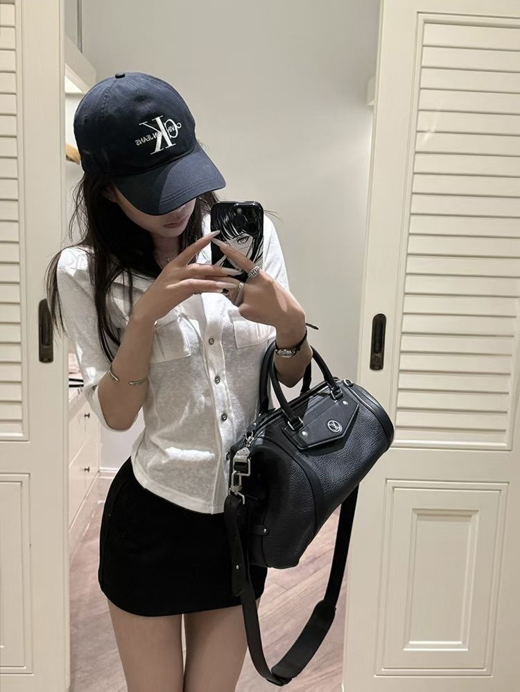 mmexport1774519077656_edit_800400837967689