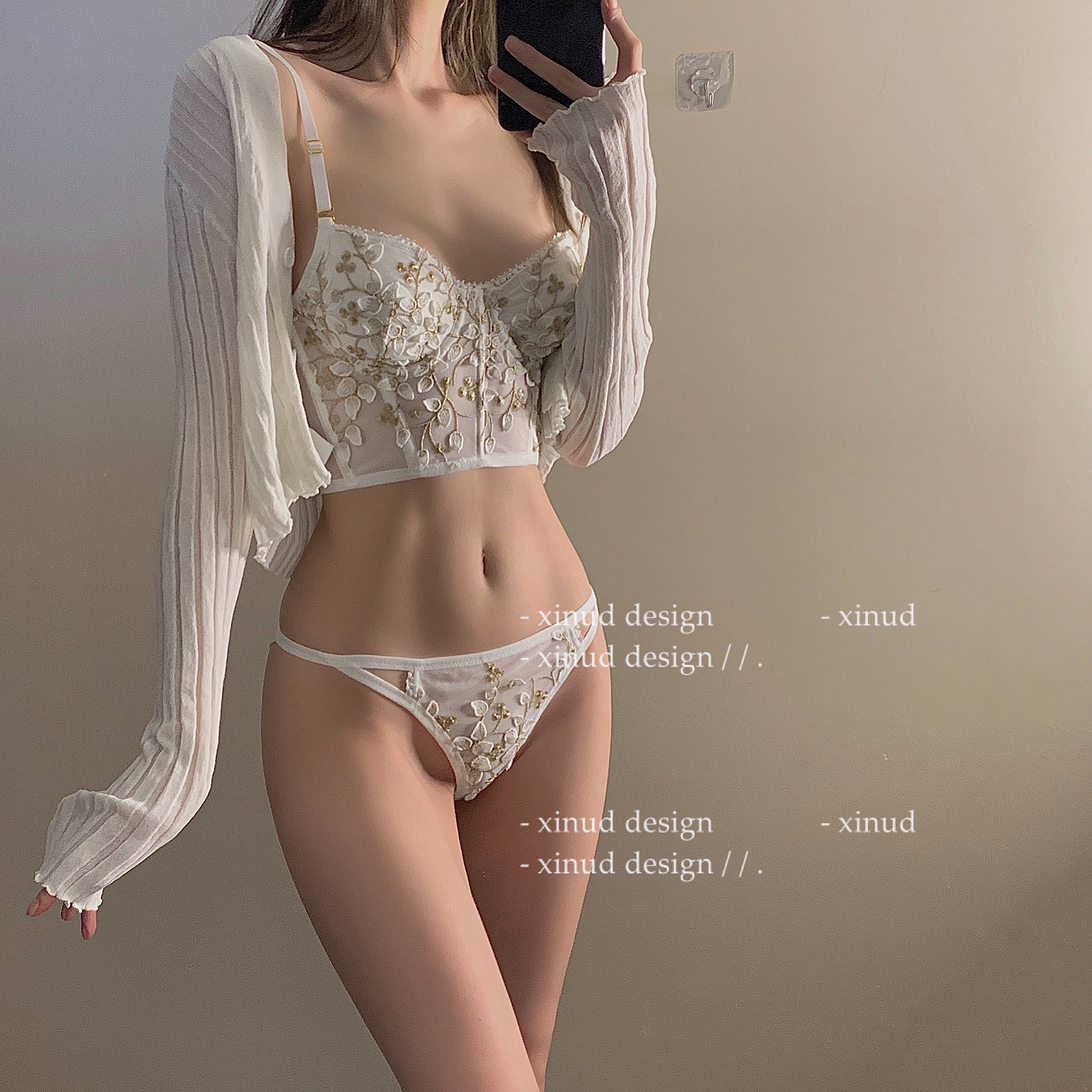-1850747239.jpg
