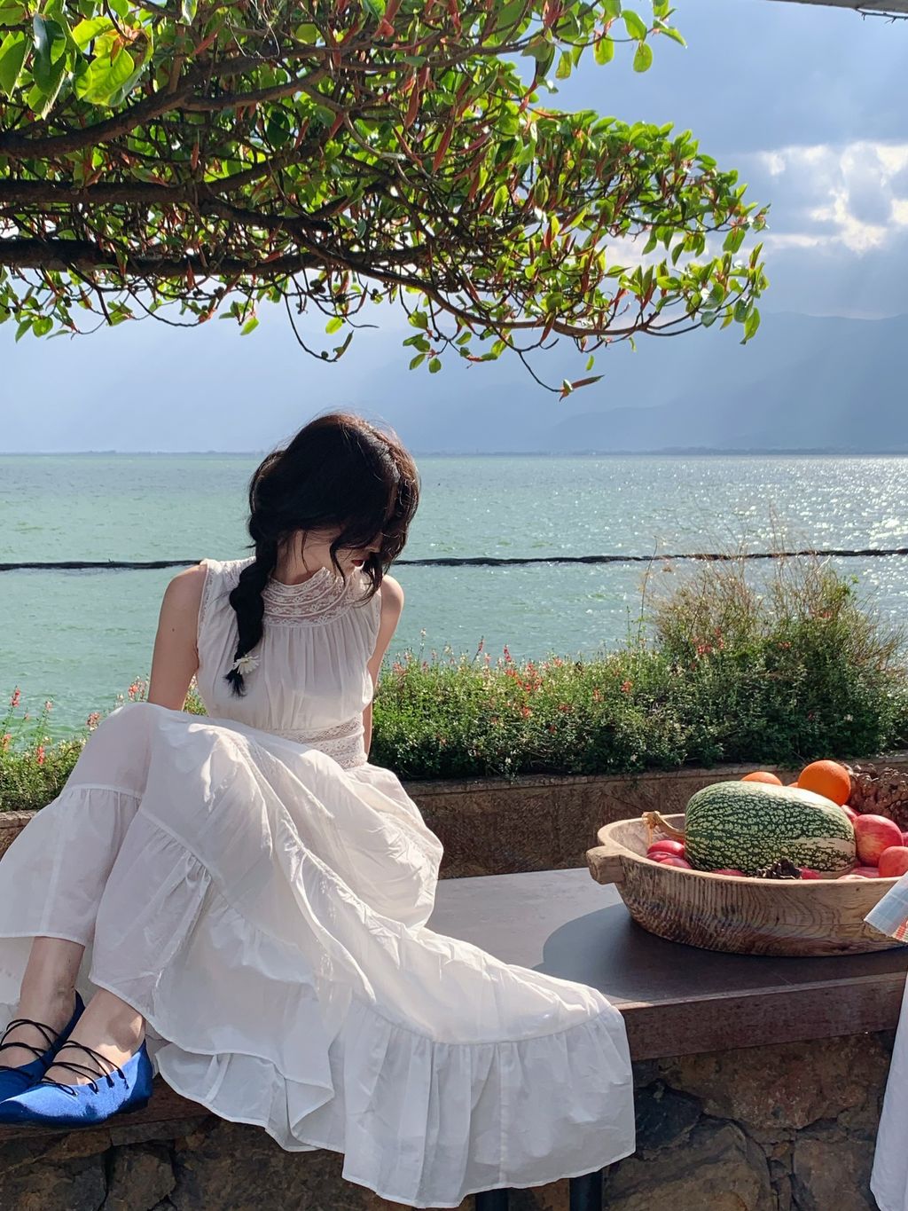 320dff4cbdfa84d43b5229c700a94f33