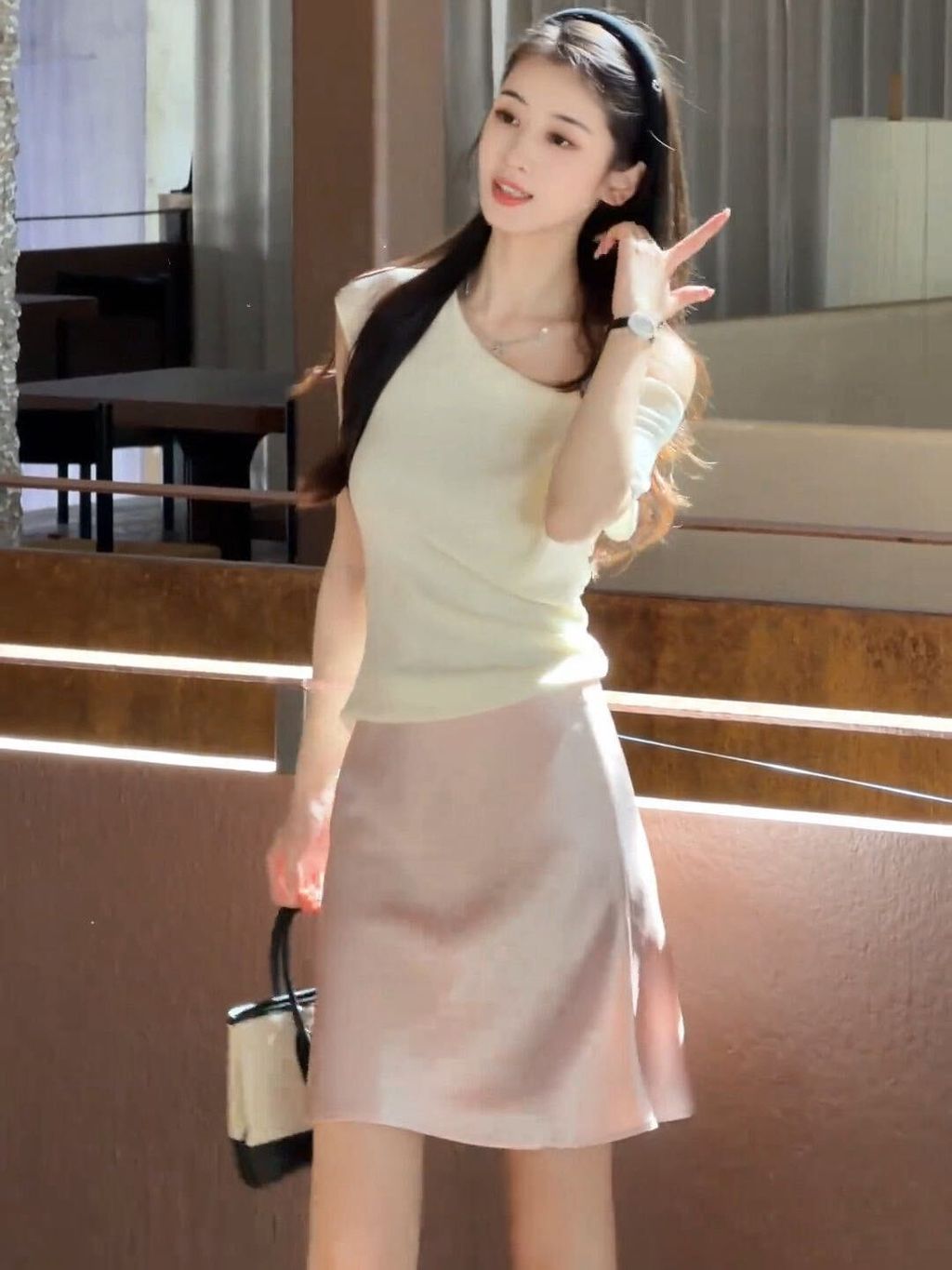 1780741345675_AwWNLs