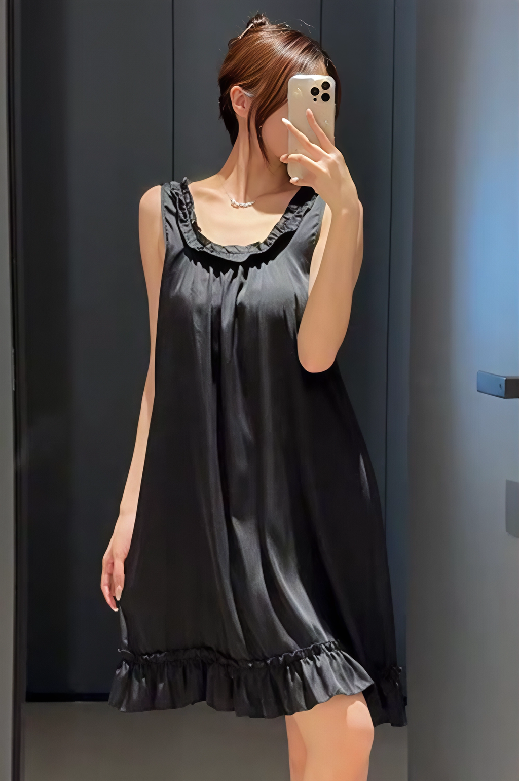 100830434
