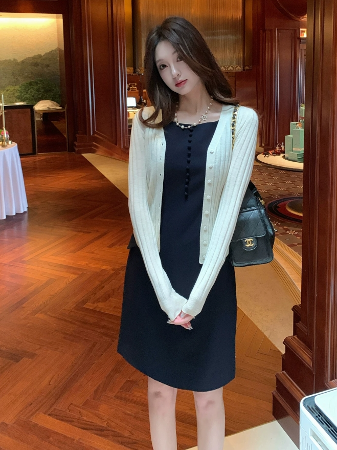 1 (1)