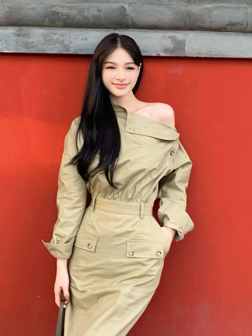 1bdf41278789a626b4cc8ce48d1a0e1b_cropped