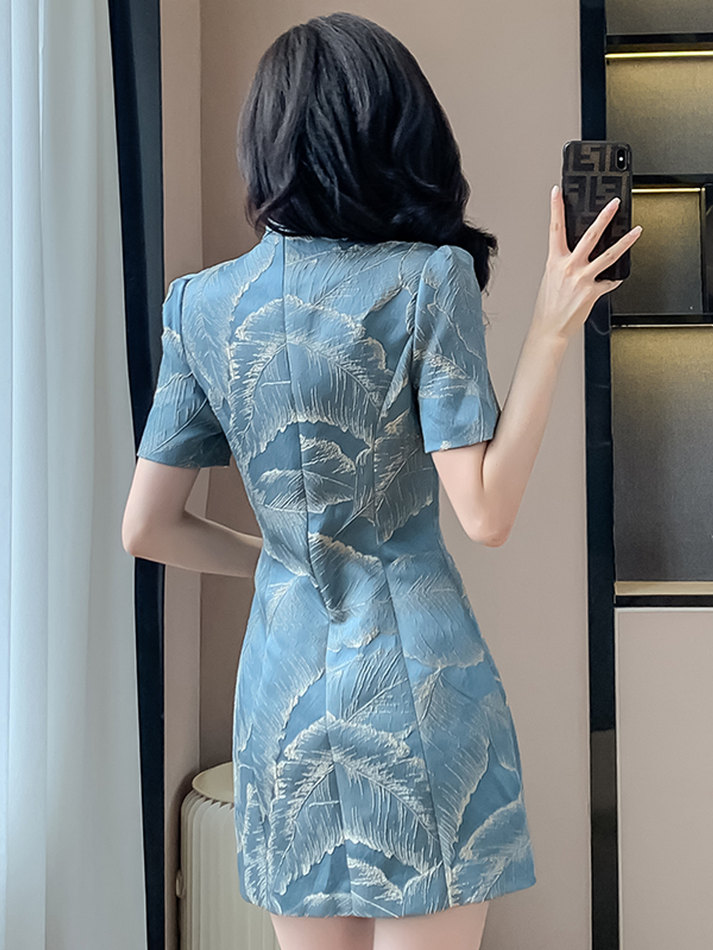 vvic_20302e712f26e6d0ee9d2cf00a1f30d0_edit_154594392794358