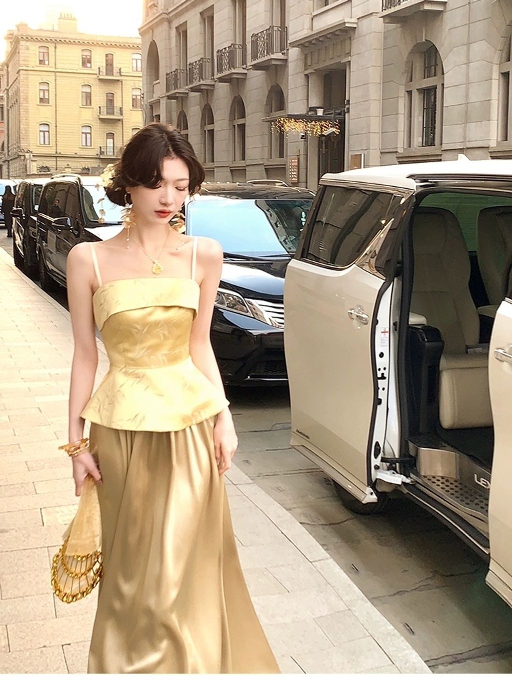 1746681356938_edit_406431841335113