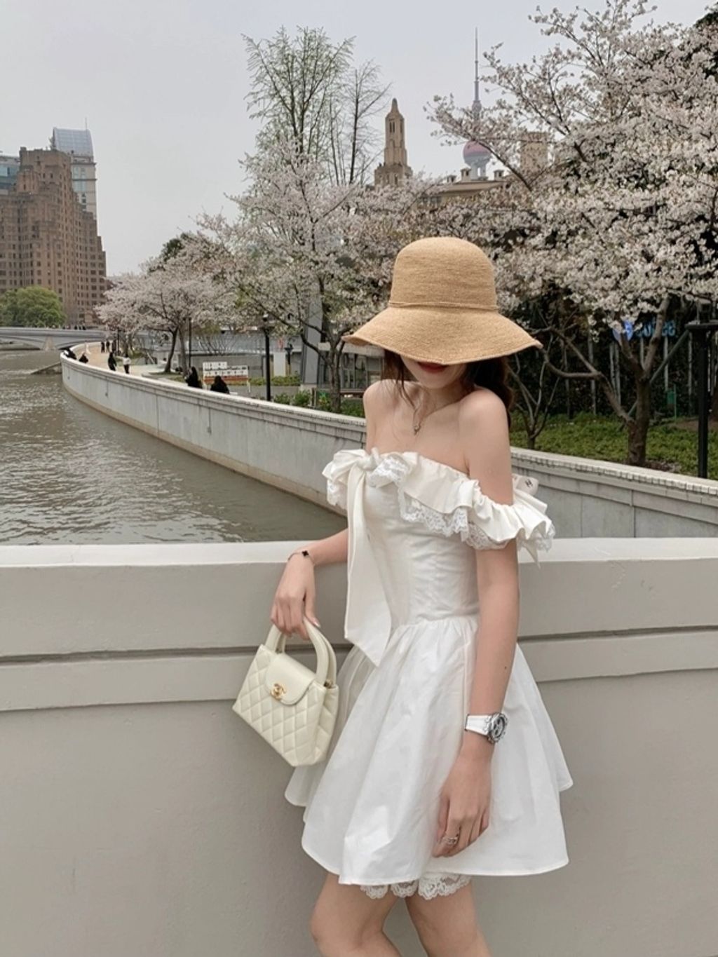 1746585077814_edit_547575485757833