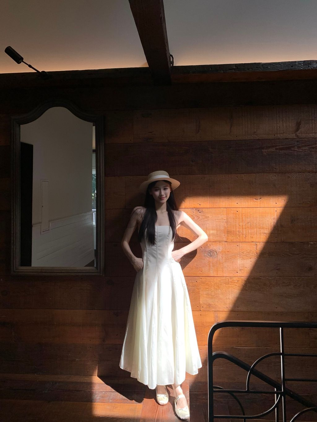 ee6a7436abb436b199b669cf5bf9ce75