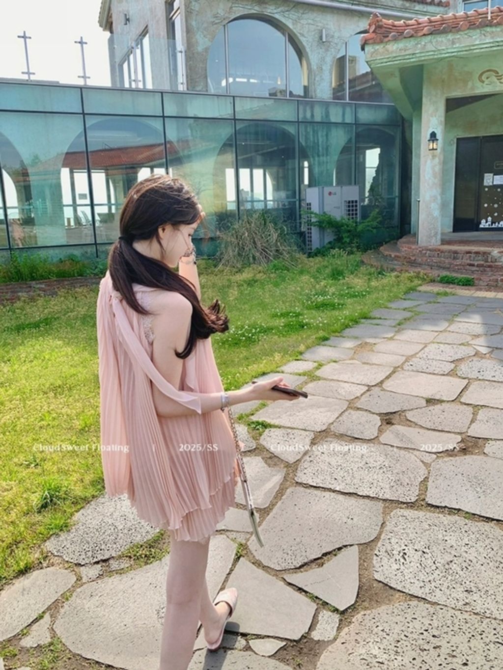 1754282275584_edit_234775008552677