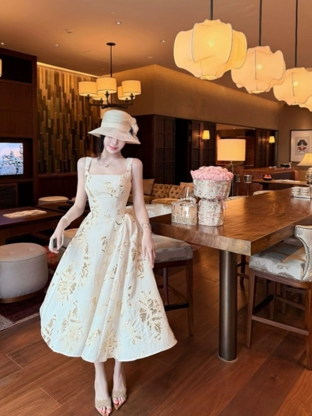 retouch_2025080223010524_edit_236947189991224