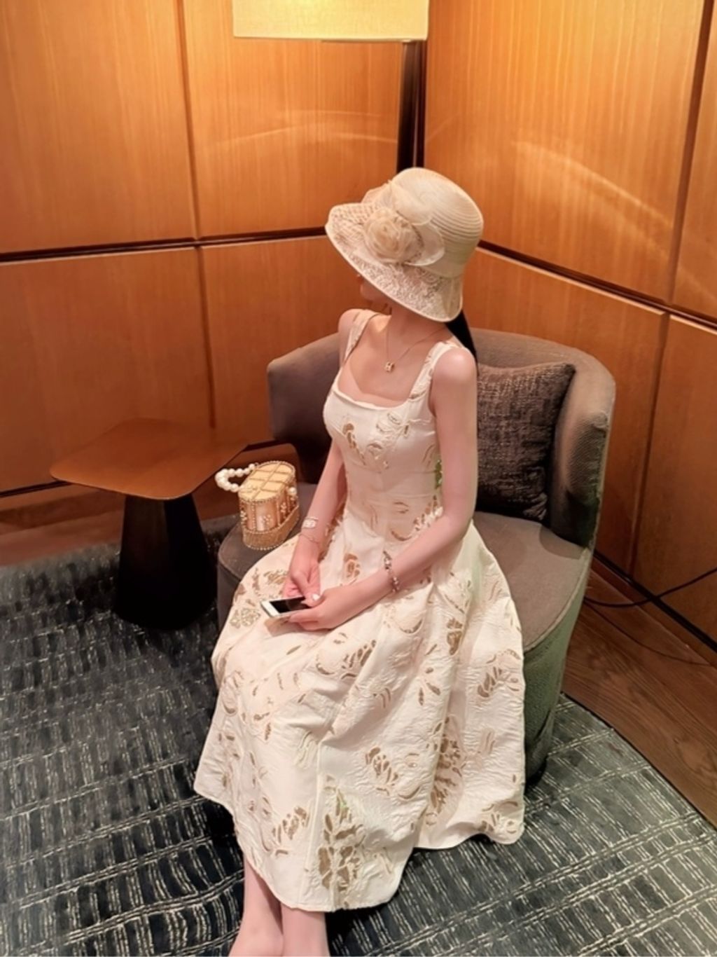 retouch_2025080223005328_edit_236940462232268