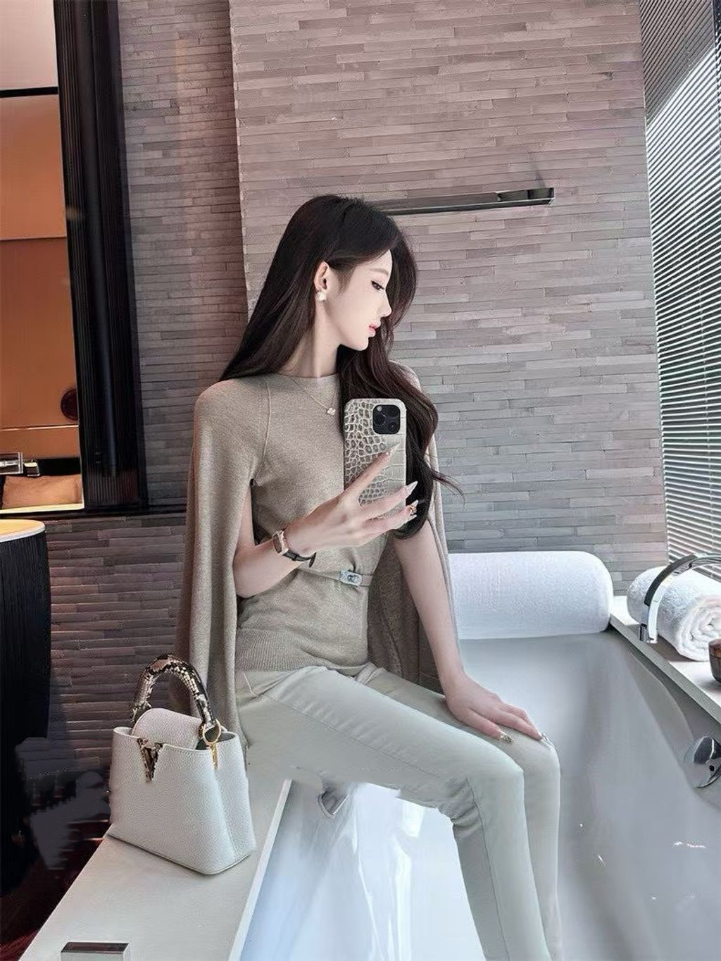 image_7A8E9D27-C8C3-4224-8547-44E9F7F5194F_1756112698