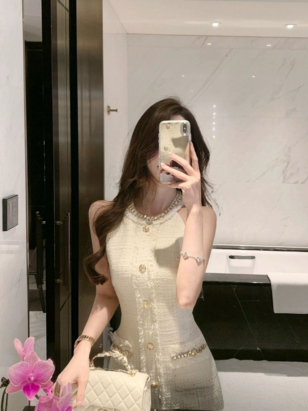 1757141782632_edit_528600790468977