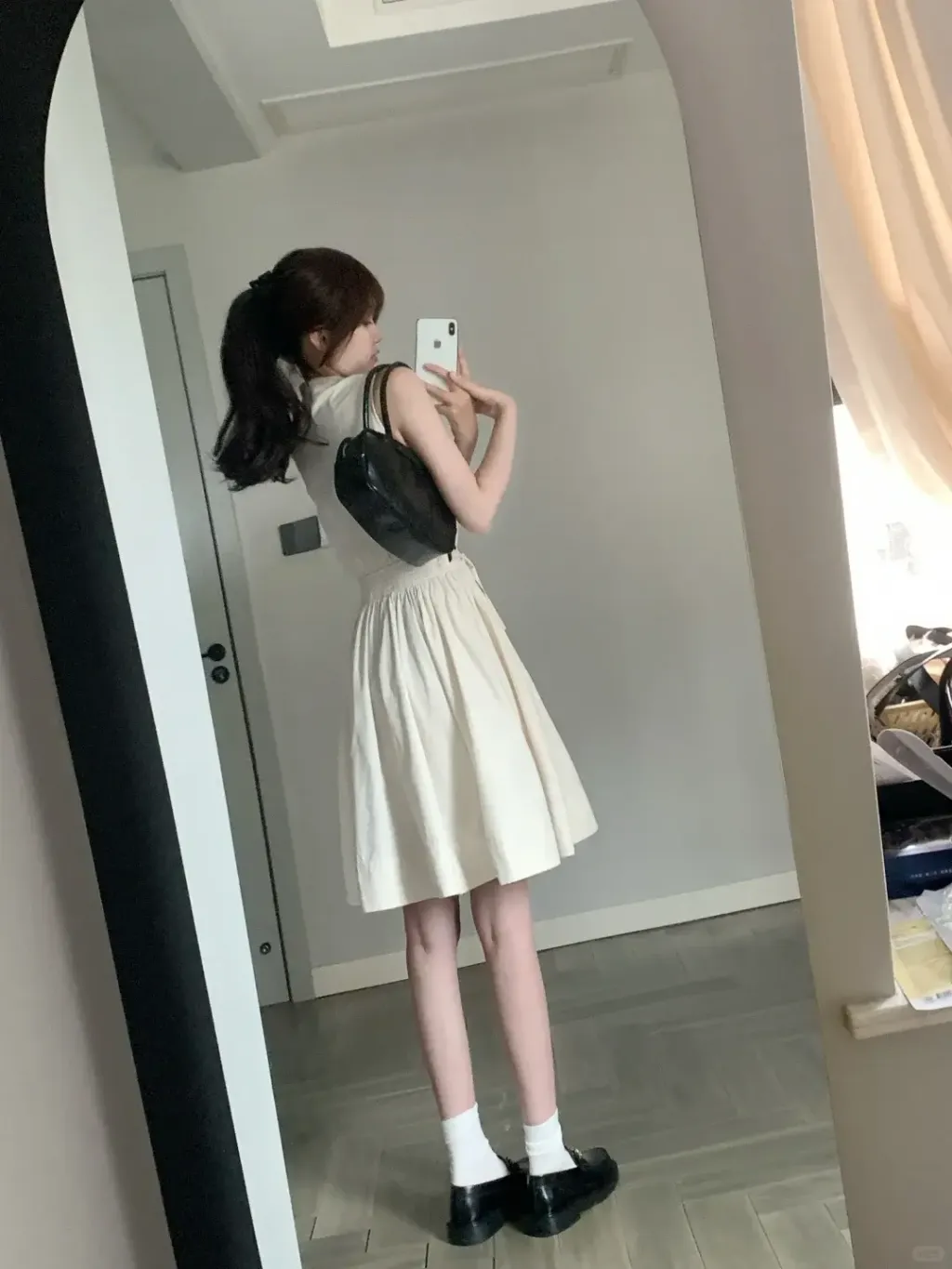 mmexport1759997906196