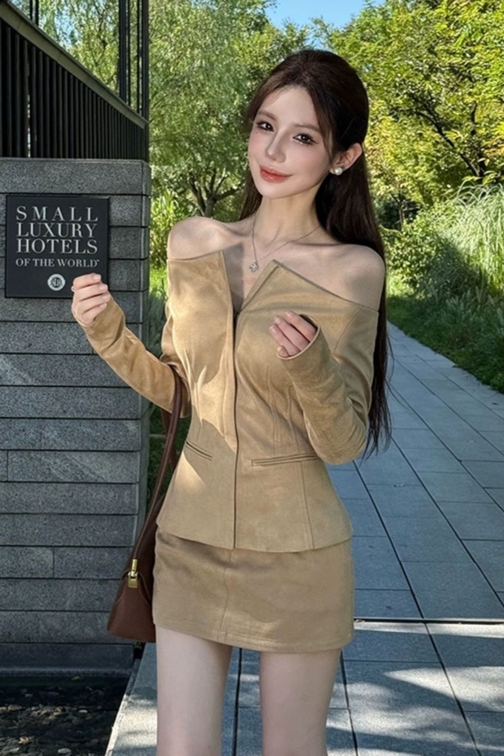 1759833483149_edit_442922261146193