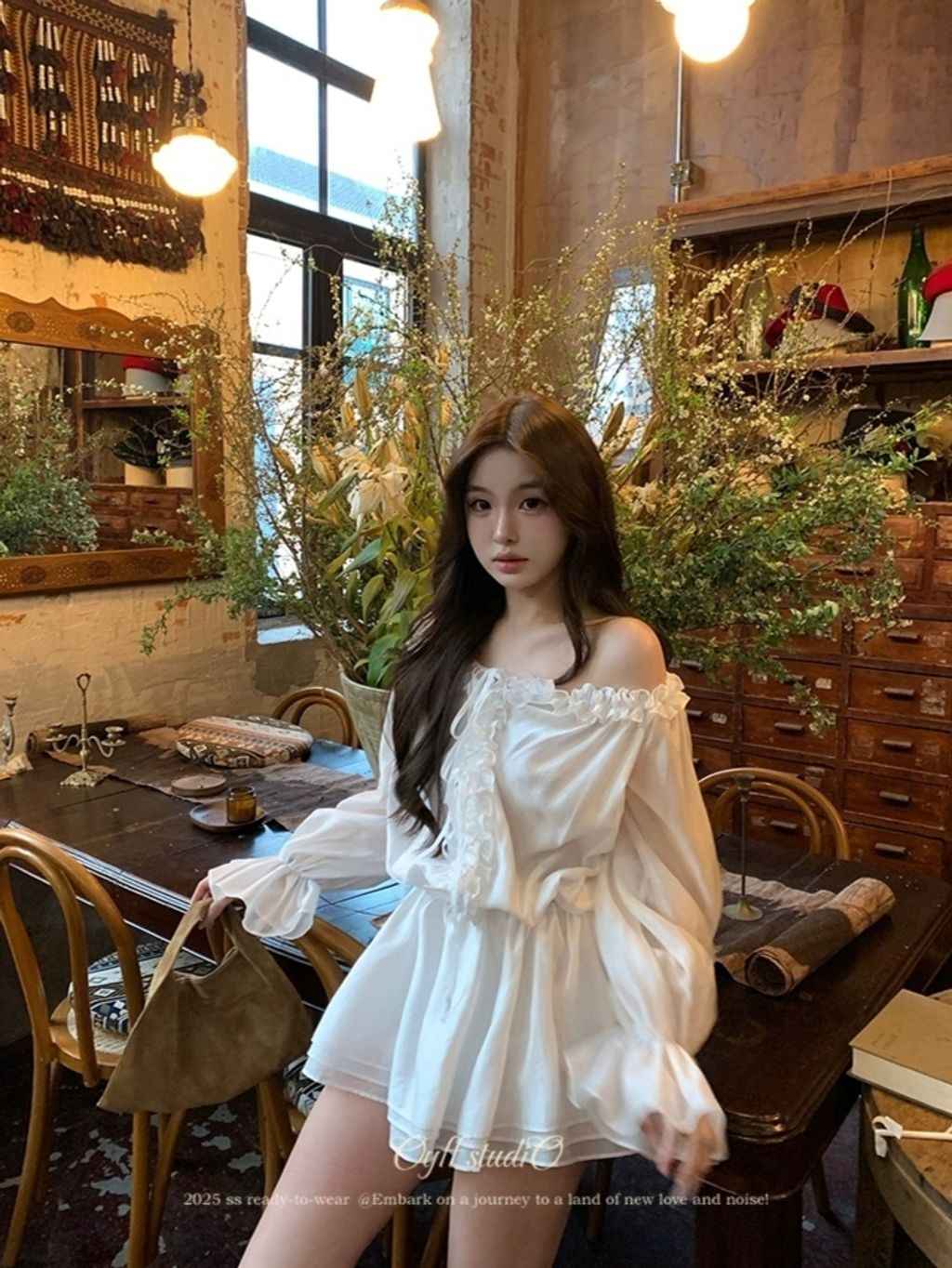 1759831005635_edit_448770032677712