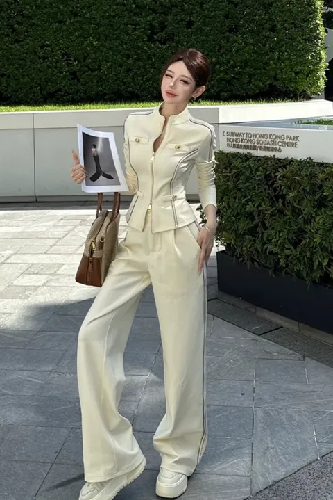 1759829661785_edit_448857776432366